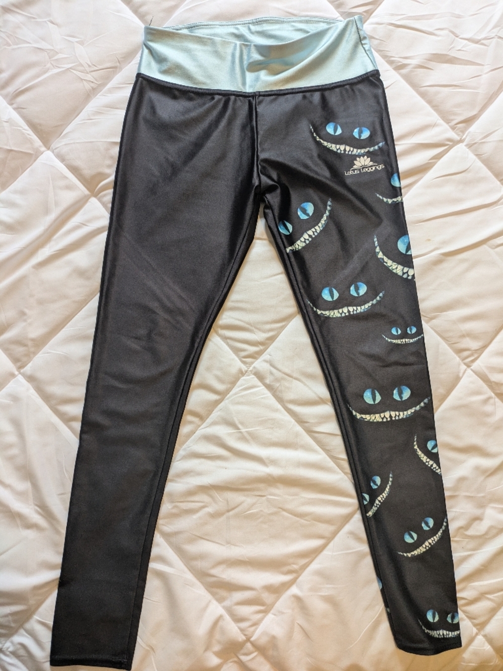 Lotus Leggings Cheshire Cat Black Leggings